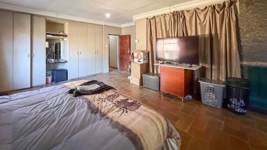 4 Bedroom Property for Sale in Melodie North West